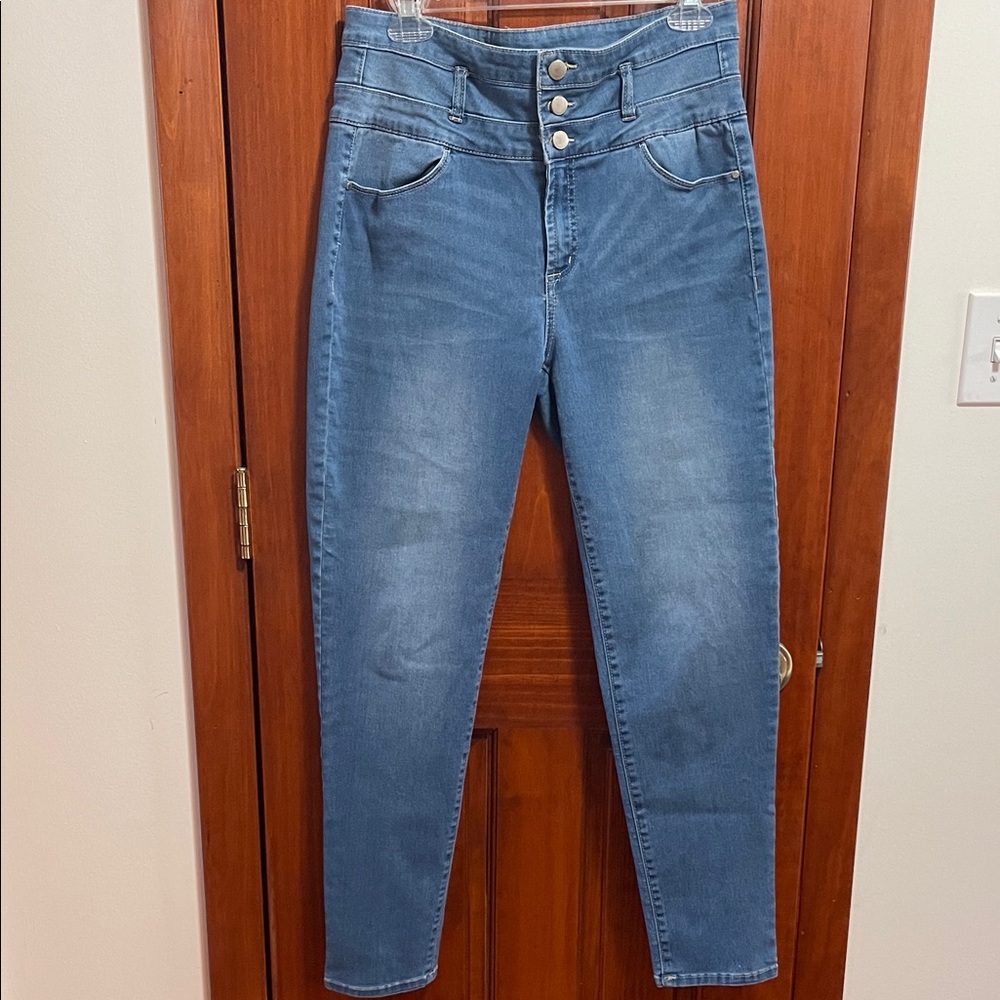 High-Rise Blue Jeans - Classic Stretch Denim